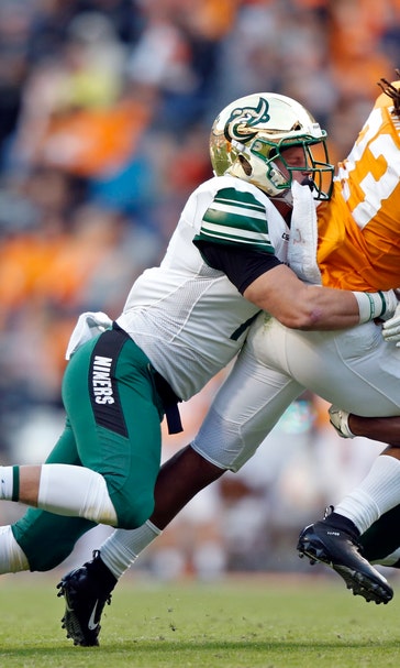 Tennessee struggling to establish any kind of rushing attack
